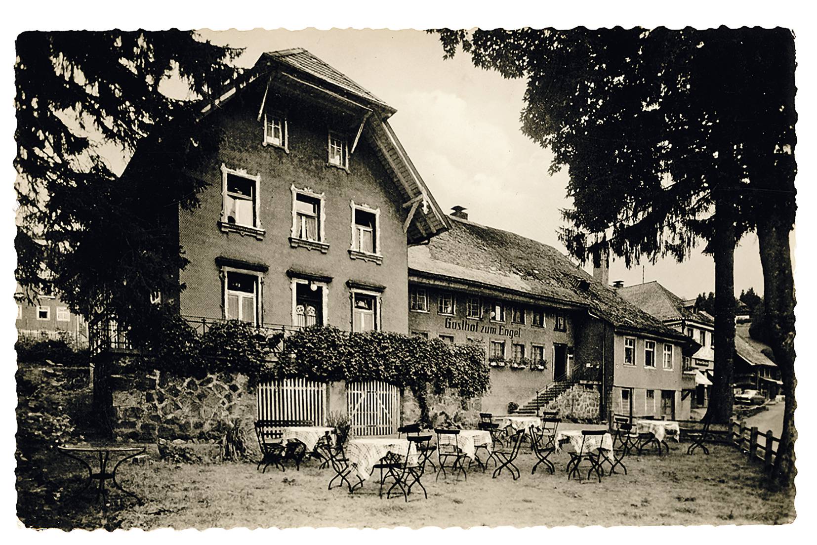 Gasthaus zum Engel: Bauernhaus – Gasthaus – Familienhotel - Engel Todtnauberg Webseite