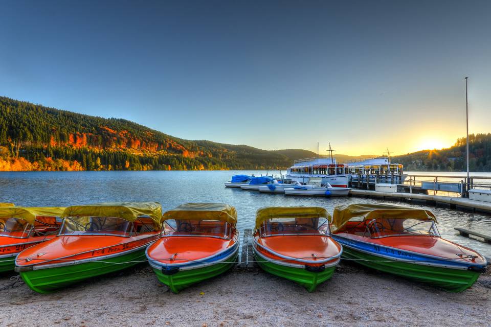 Titisee-Neustadt & der Titisee: Wasser, Altstadt & Schwarzwaldflair - Engel Todtnauberg Webseite