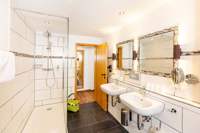 Badezimmer Hotel Engel