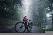 E-Bike im Nebel